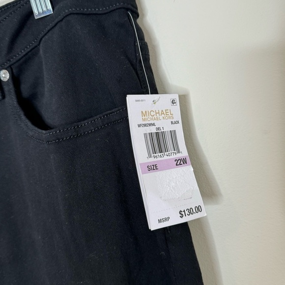 NWT MICHAEL MICHAEL KORS Black Wide Leg Crop Pant Size 22W - Picture 7 of 7